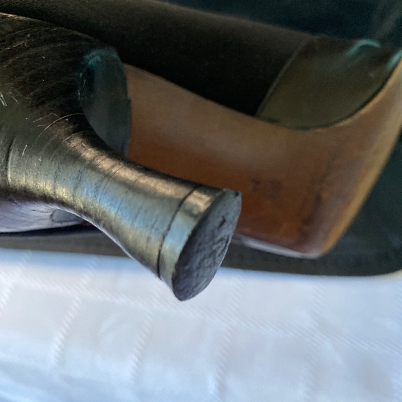 Donald J. Pliner Black Canvas & Leather Shoes - Picture 11 of 13